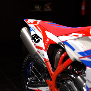 Beta Red / Beta Blue