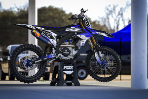 Yamaha Blue / White