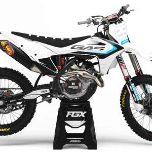 White / Cyan / Black