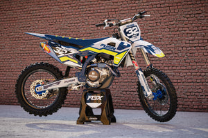 Husq Blue / Husq Yellow